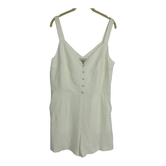 Aritzia Little Moon White Petunia short romper size 10 - Picture 3 of 16